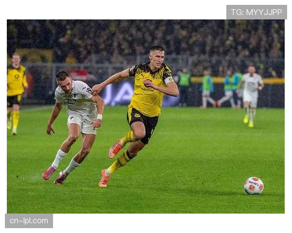 多特蒙德2-0完胜霍芬海姆，布兰特与施洛特贝克破门稳居第三