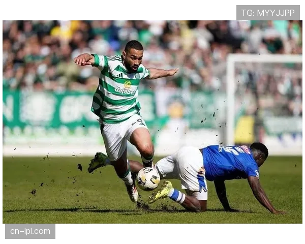 洛博特卡伤缺一个月,那不勒斯中场组织核心告急