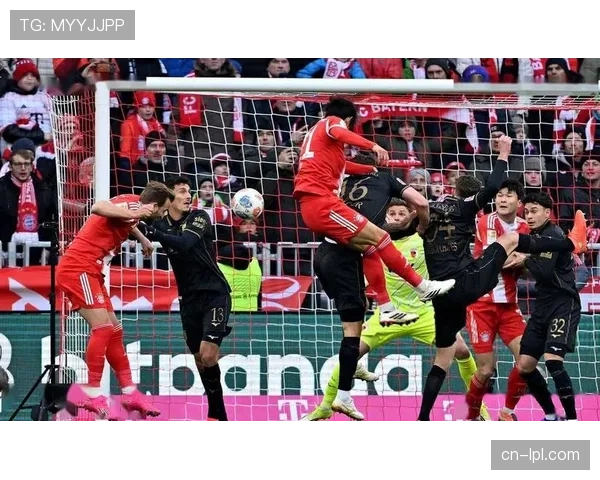 从领先8分到10分，拜仁爆冷输球后积分优势反而扩大？