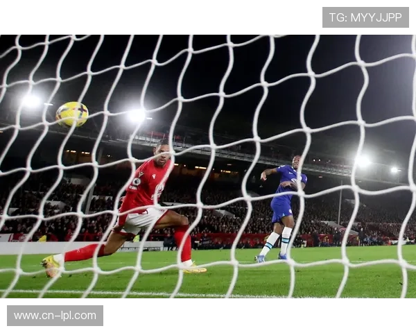 水晶宫客场1-1战平诺丁汉森林